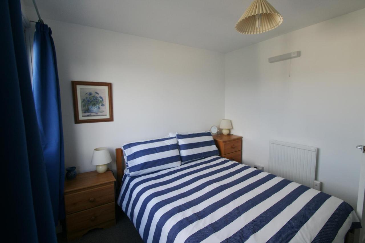 Freshwater Bay 3*